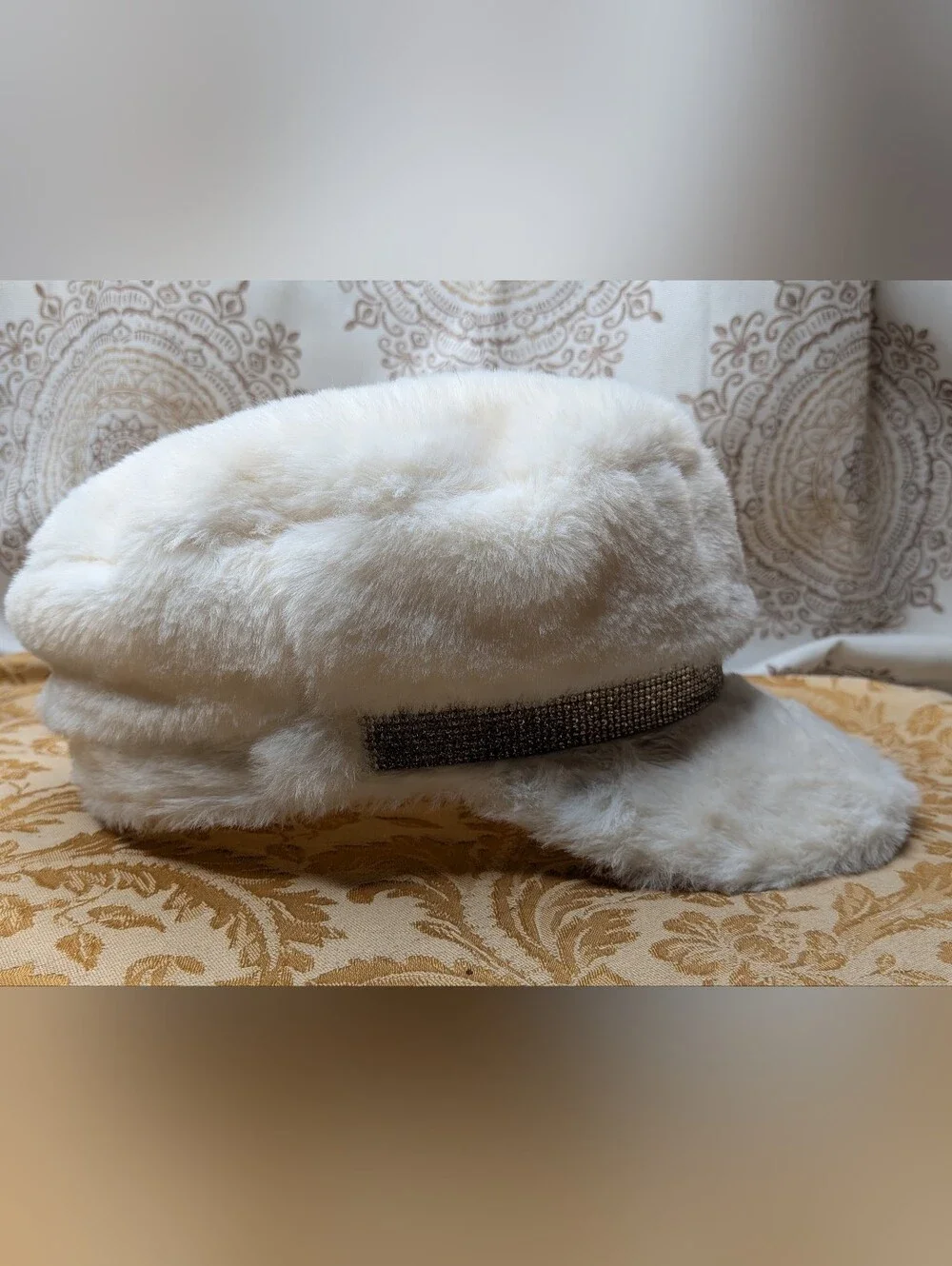 NWT Juicy Couture White Faux Fur Rhinestone Logo Brimmed Women's Cap Hat